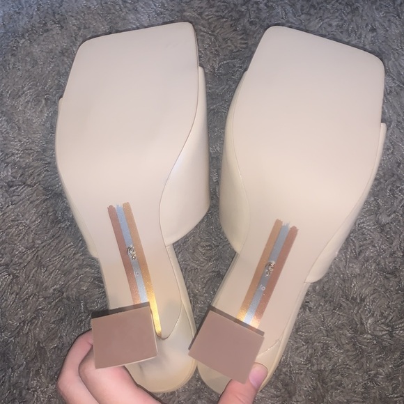 Sam Edelman Heels - Picture 4 of 4